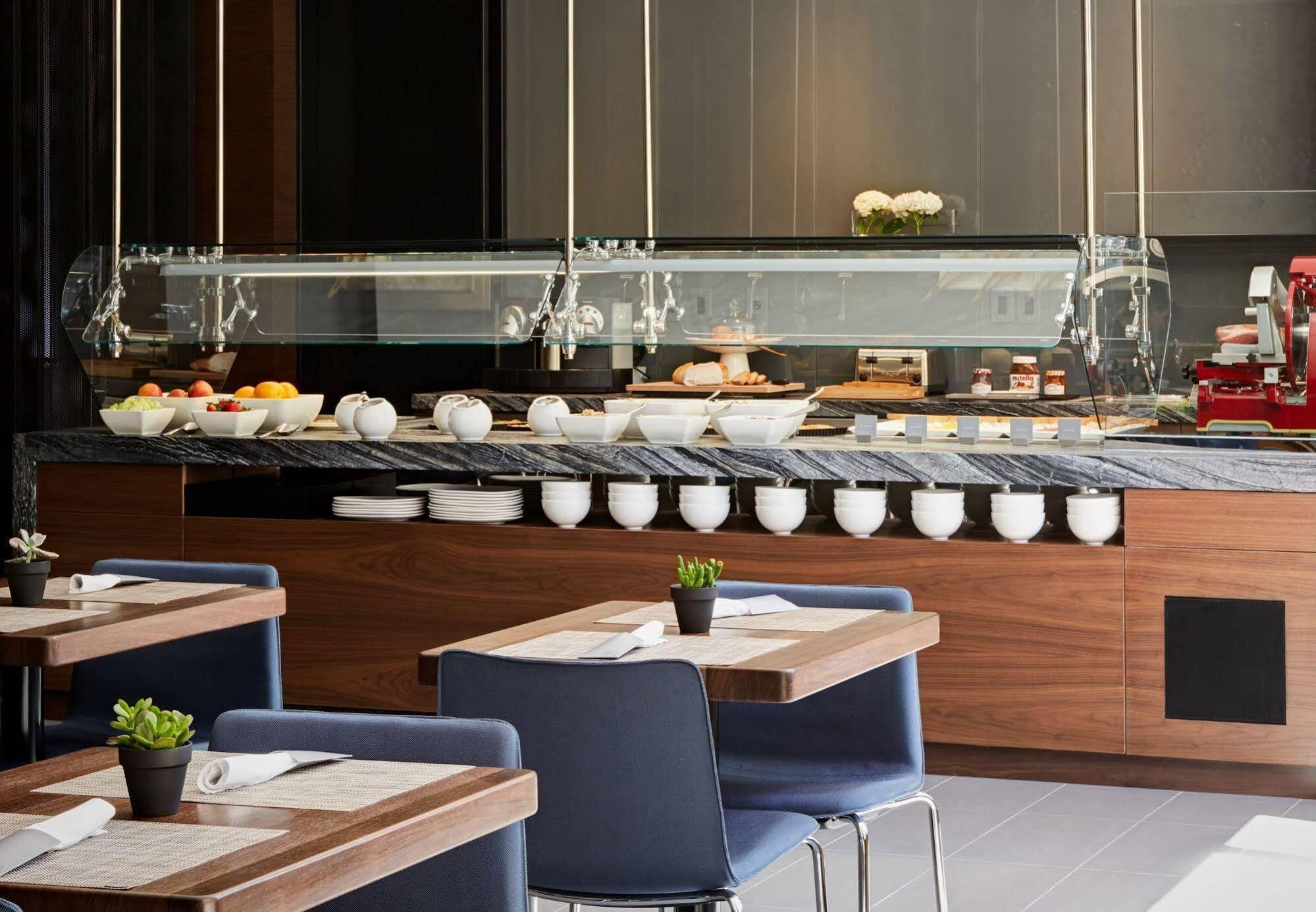 Ac Hotel By Marriott Phoenix Tempe/Downtown Zewnętrze zdjęcie